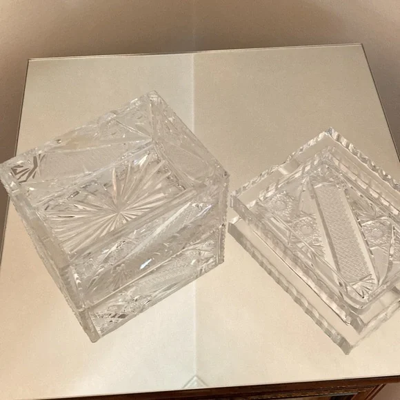 Bohemian Czech Vintage Crystal Cover Dish/Box - Picture 2 of 8